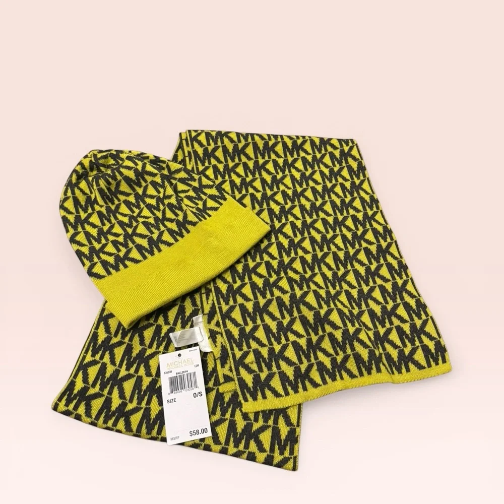 Michael Michael Kors Scarf and Hat - Picture 1 of 4